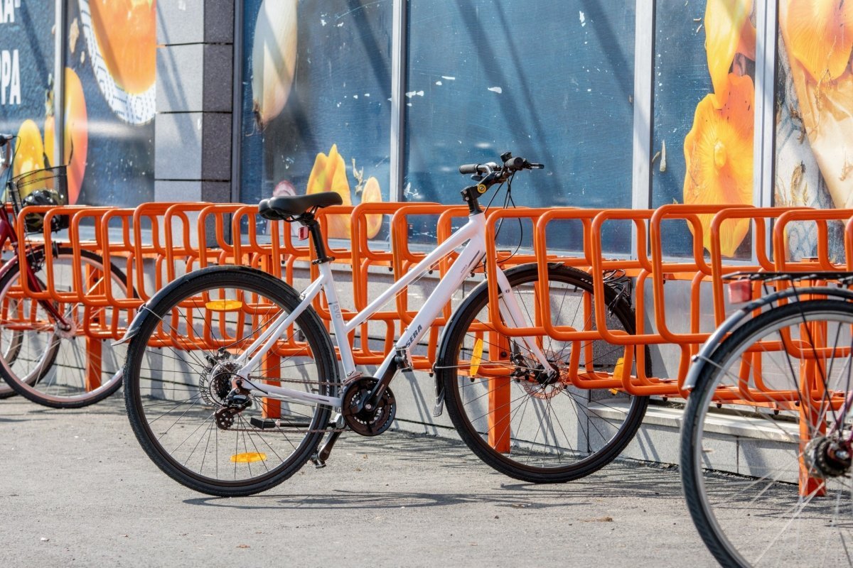 Vammalan torin pyörätelineet, penkit, pöydät ja roska-astiat - Lehtovuori