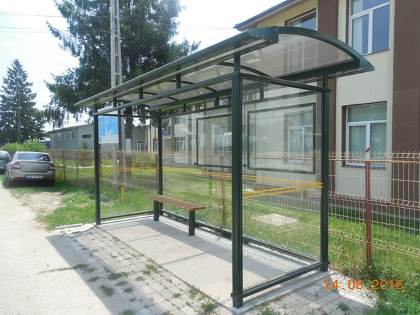 Pysäkkikatos City 90 4,3 m, pinta-asennus betonilaatalle