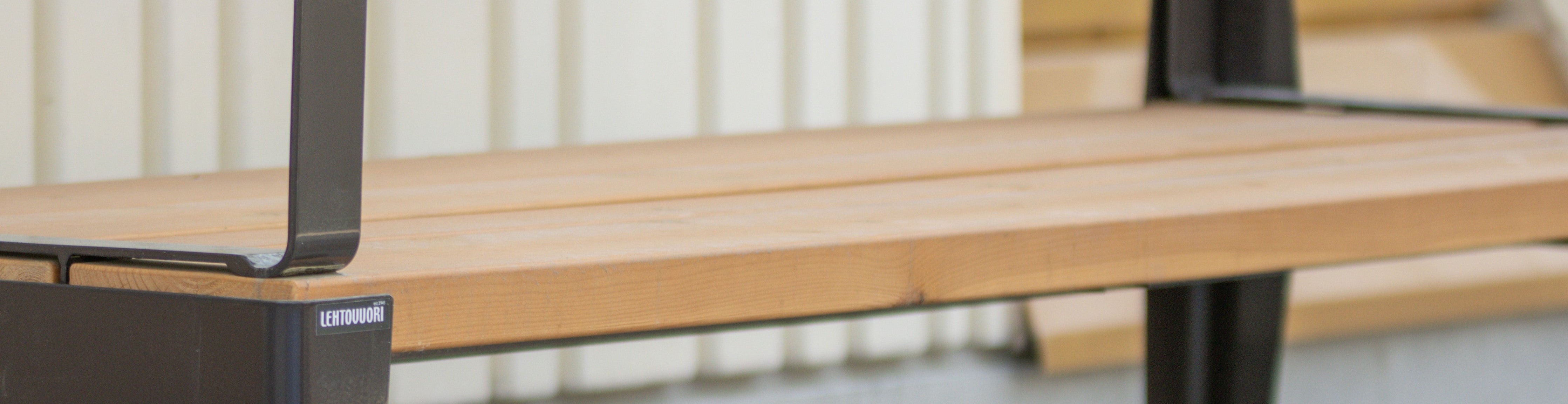 PUUMATERIAALI JA KÄSITTELY