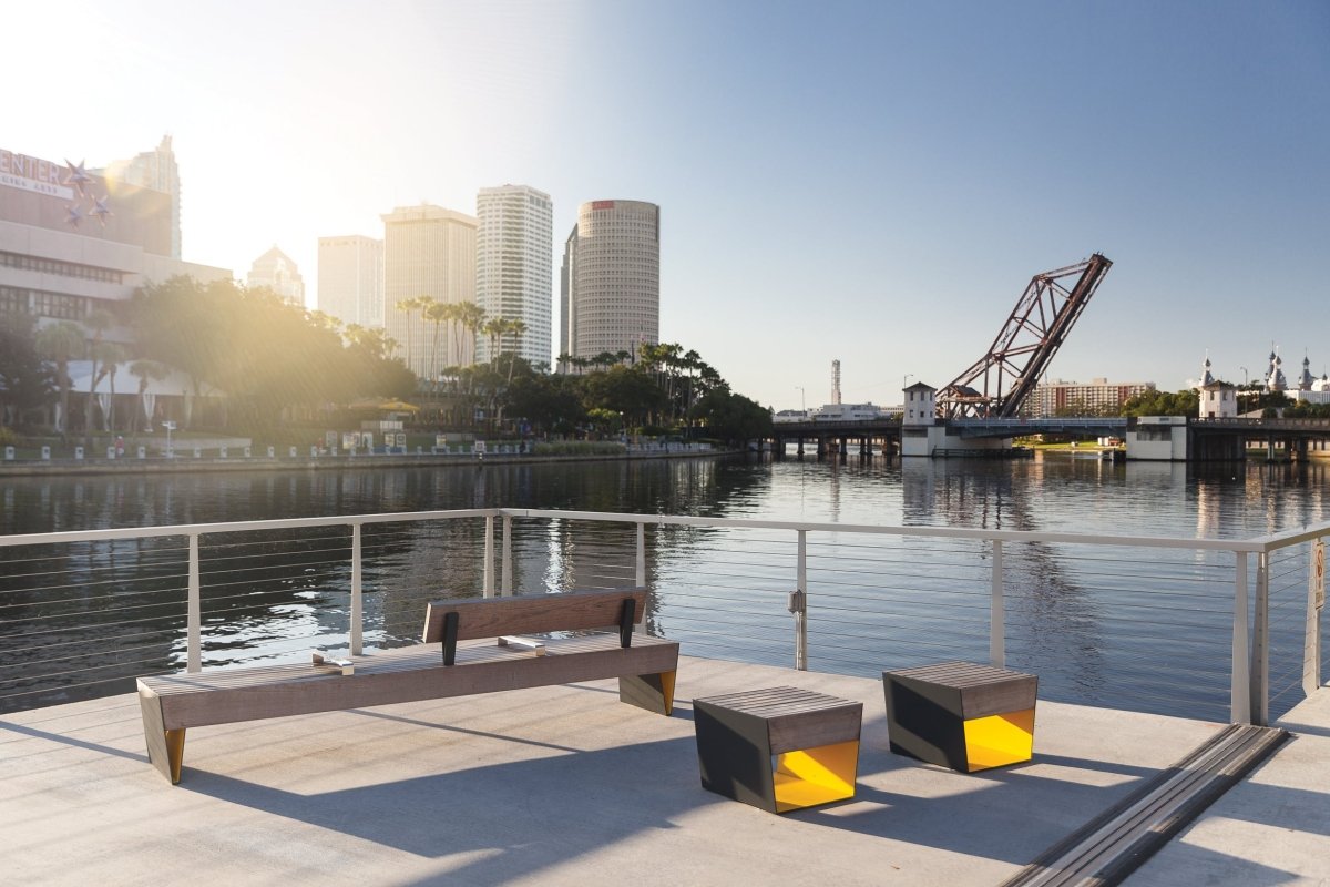 Puistonpenkki Blocq LBQ112t - Lehtovuori