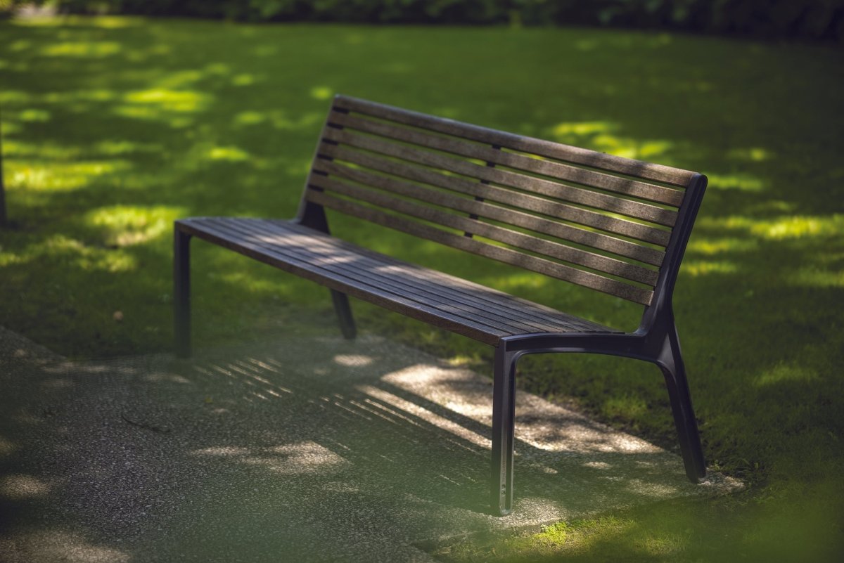 Puistonpenkki mmcité Miela LME751t LME751 - 202000 - Lehtovuori