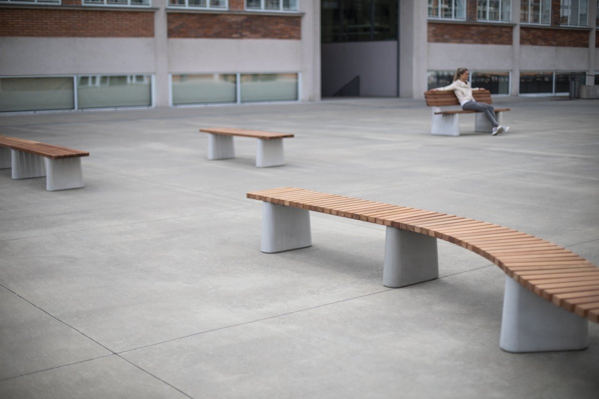 Puistonpenkki mmcité Reforma REF210t REF210 - 202002 - ral1000 - 1 - Lehtovuori