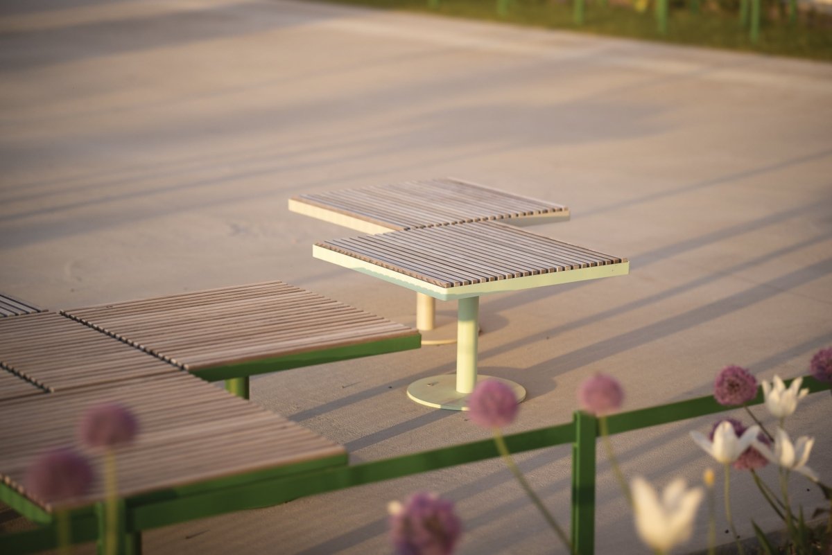 Puistonpenkki Pixel PIX210r - Lehtovuori