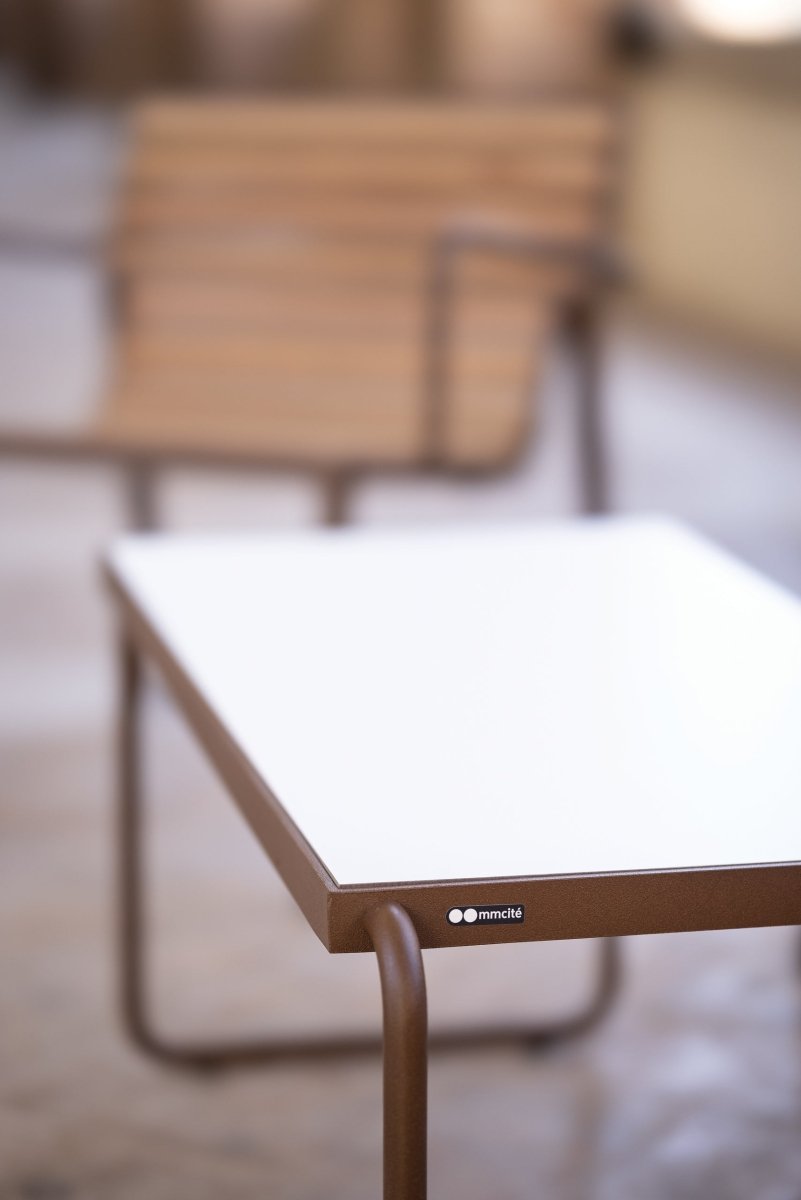 Puistonpöytä mmcité Stack STC410 STC410 - 002000 - Lehtovuori