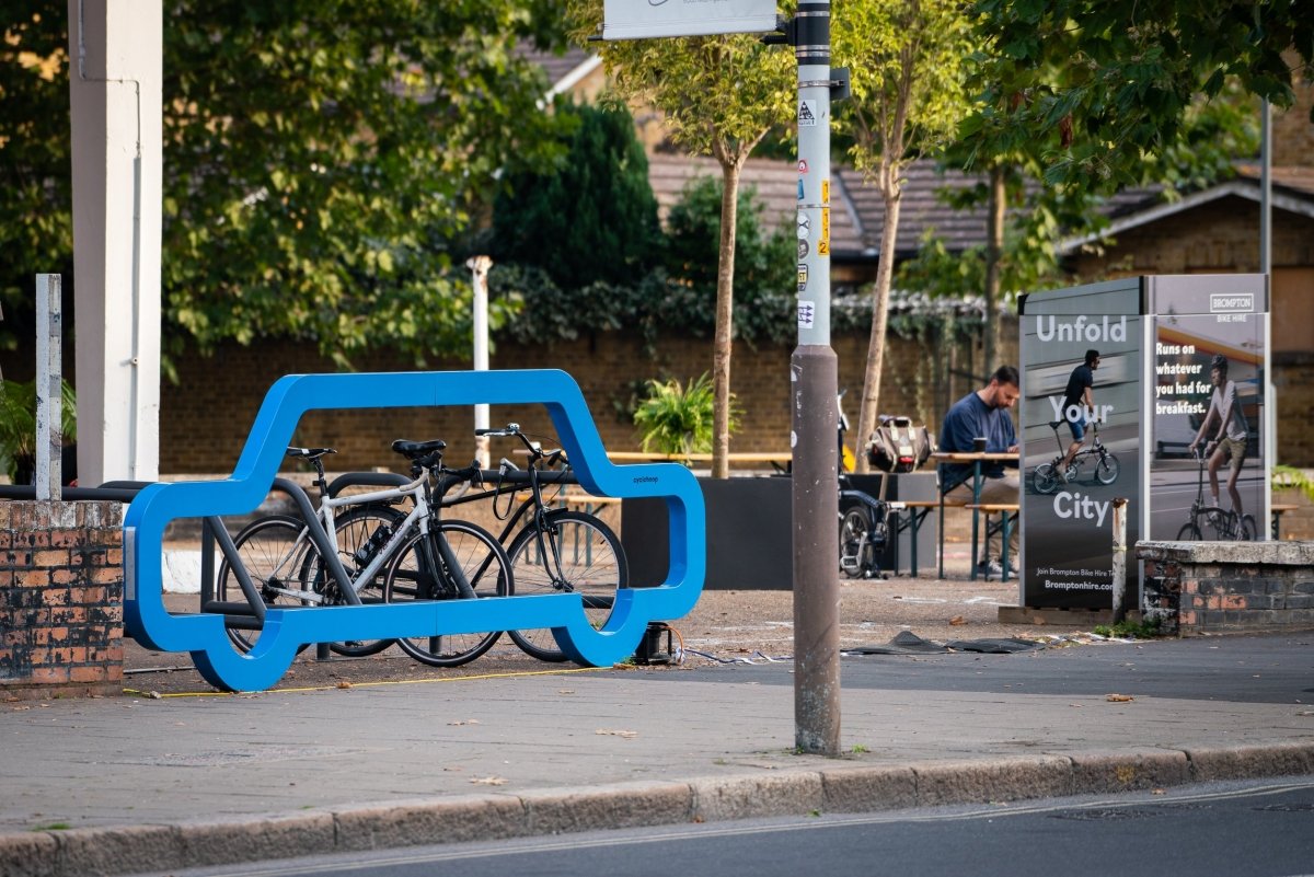 Pyöräteline Car Bike Port - Lehtovuori