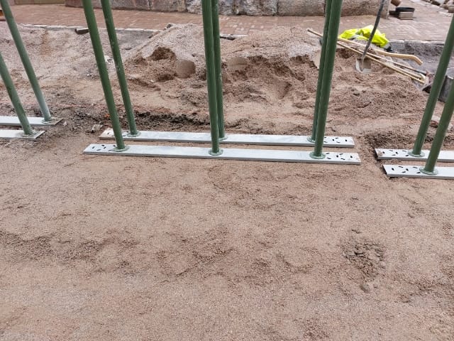 Runkolukittava pyöräteline U2, rst, L300K900, Kiskoasennus - Lehtovuori